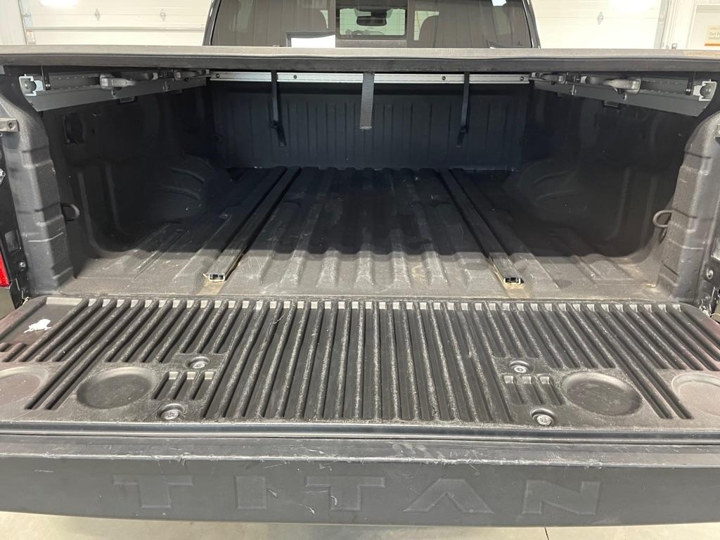 Nissan Titan  2017