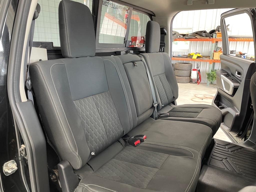 Nissan Titan  2017