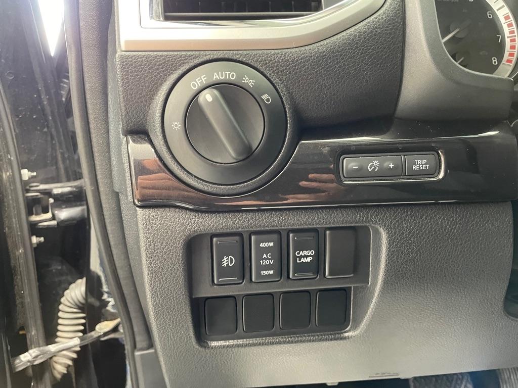 Nissan Titan  2017