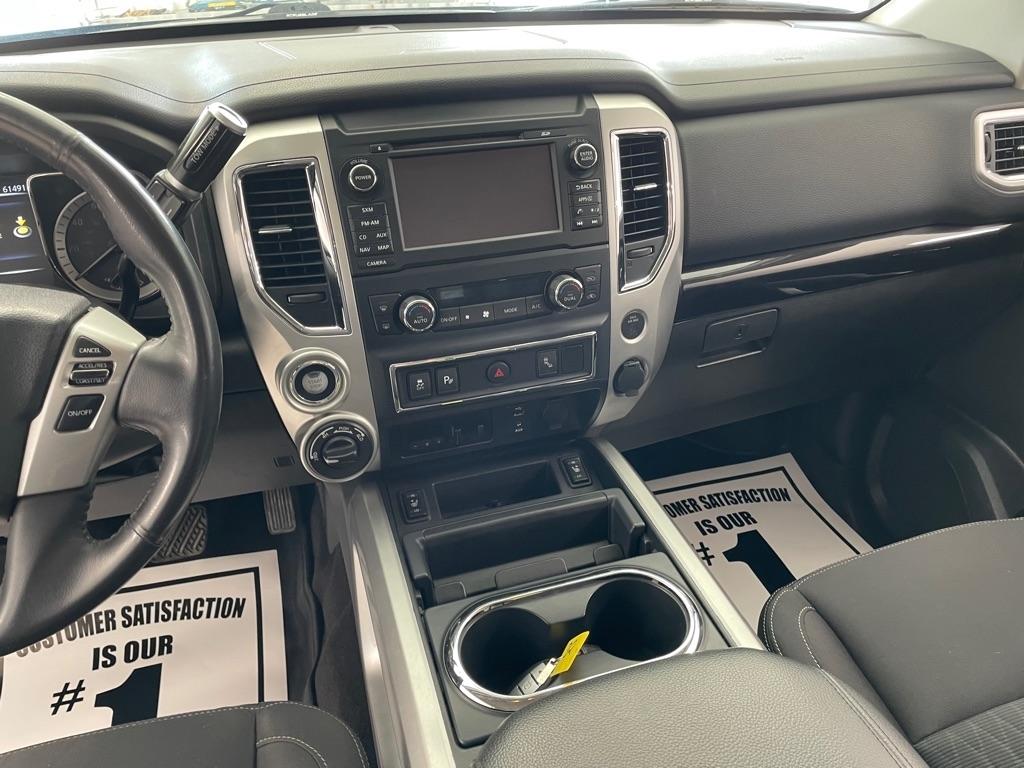 Nissan Titan  2017