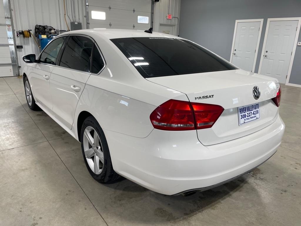 Volkswagen Passat  2012