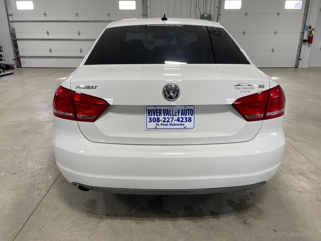 Volkswagen Passat  2012