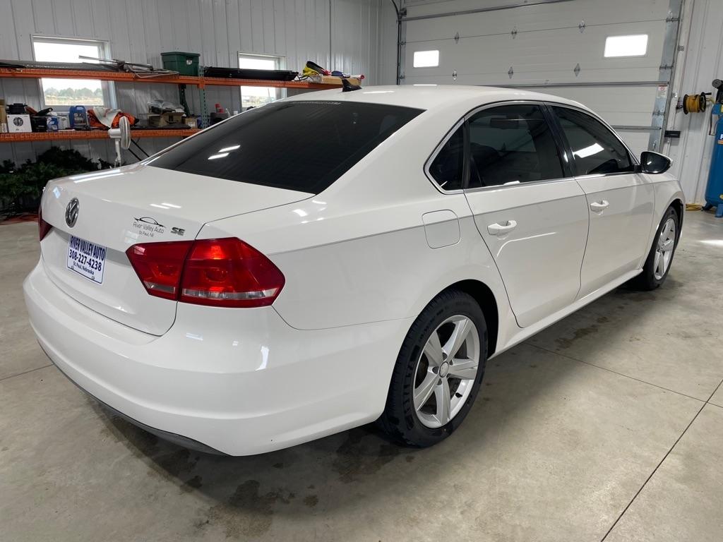 Volkswagen Passat  2012