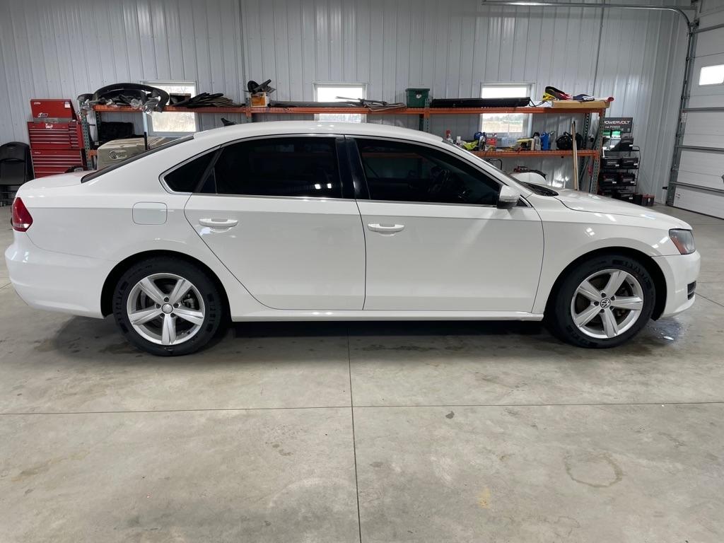 Volkswagen Passat  2012