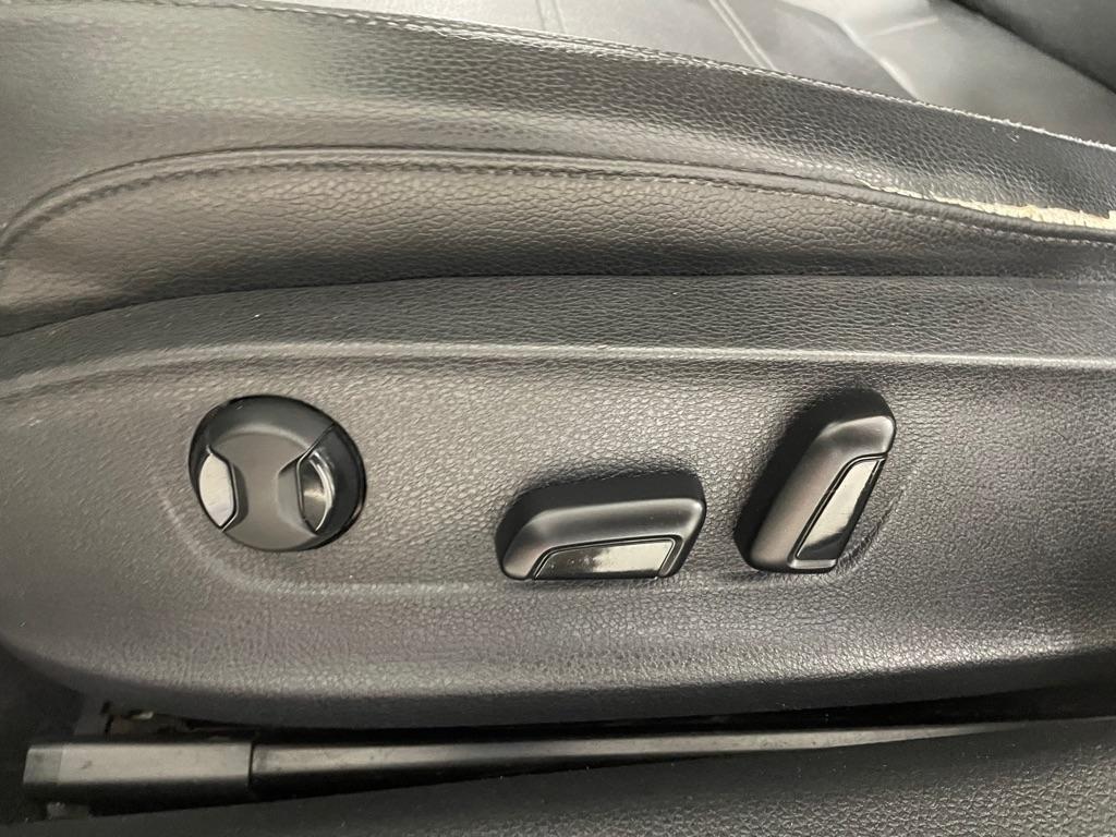 Volkswagen Passat  2012