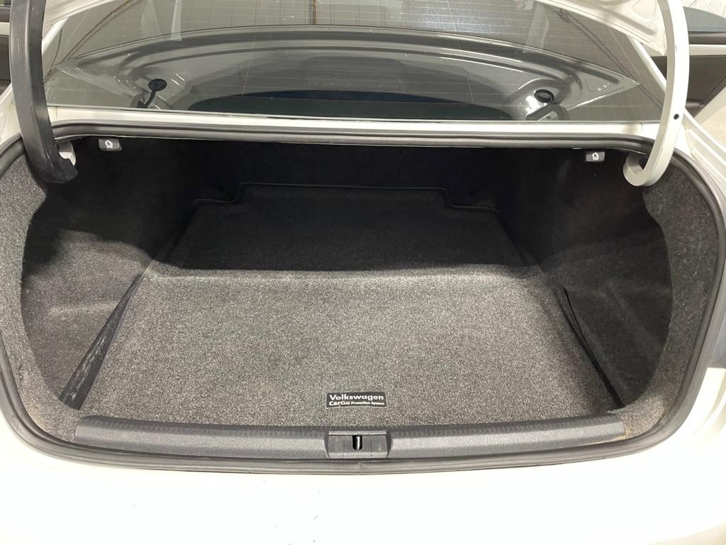 Volkswagen Passat  2012