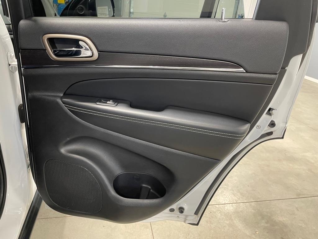 Jeep Grand Cherokee  2015