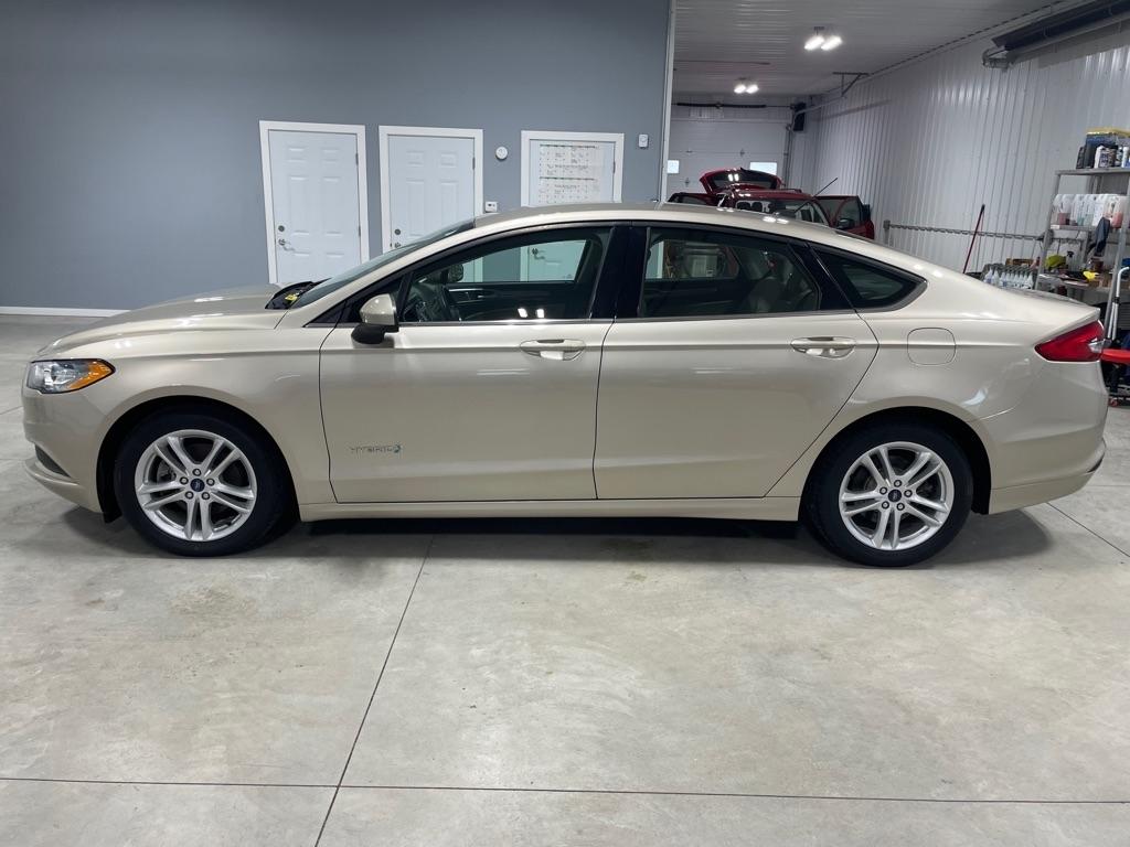 Ford Fusion Hybrid  2018