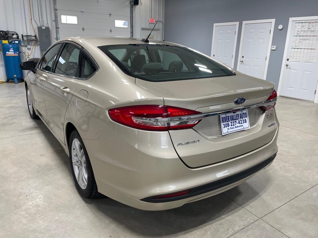 Ford Fusion Hybrid  2018