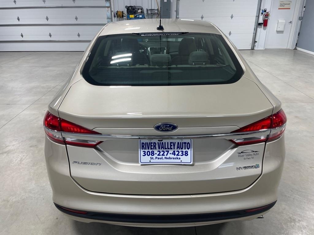 Ford Fusion Hybrid  2018
