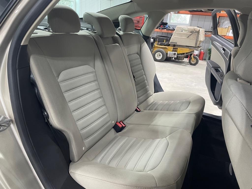 Ford Fusion Hybrid  2018