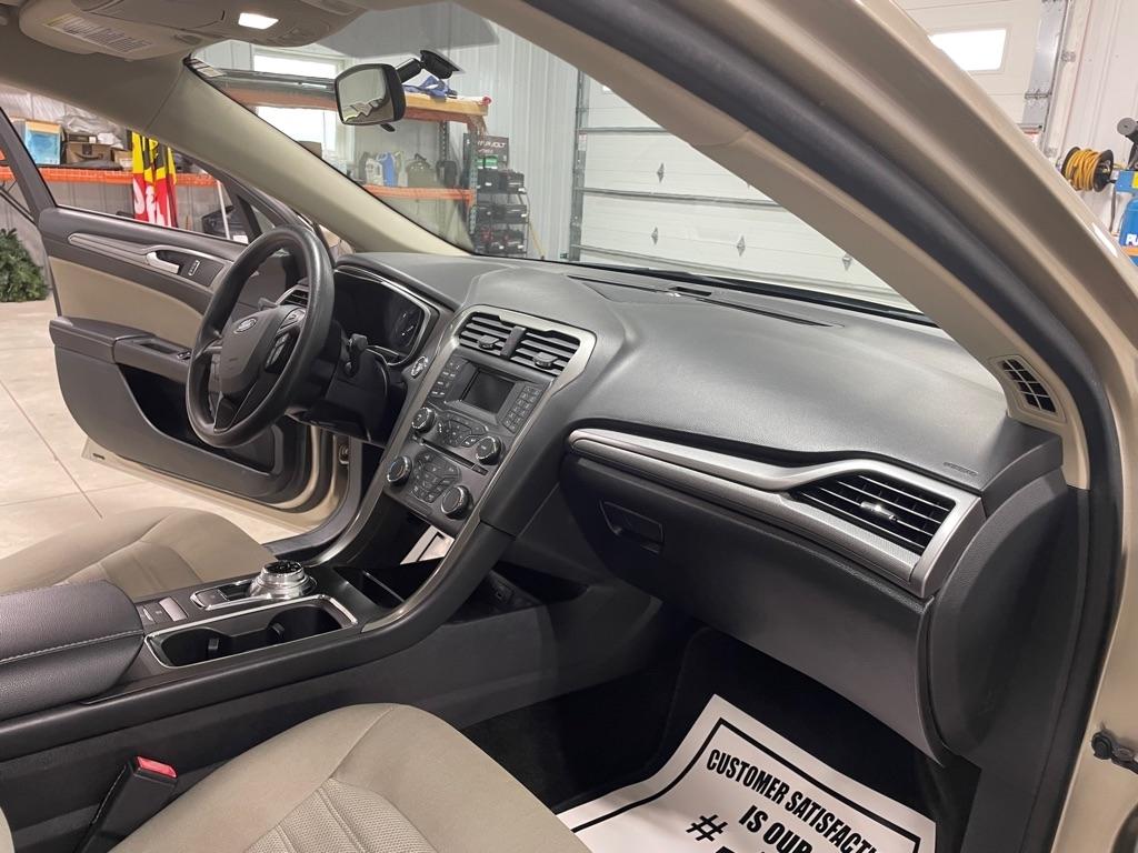 Ford Fusion Hybrid  2018