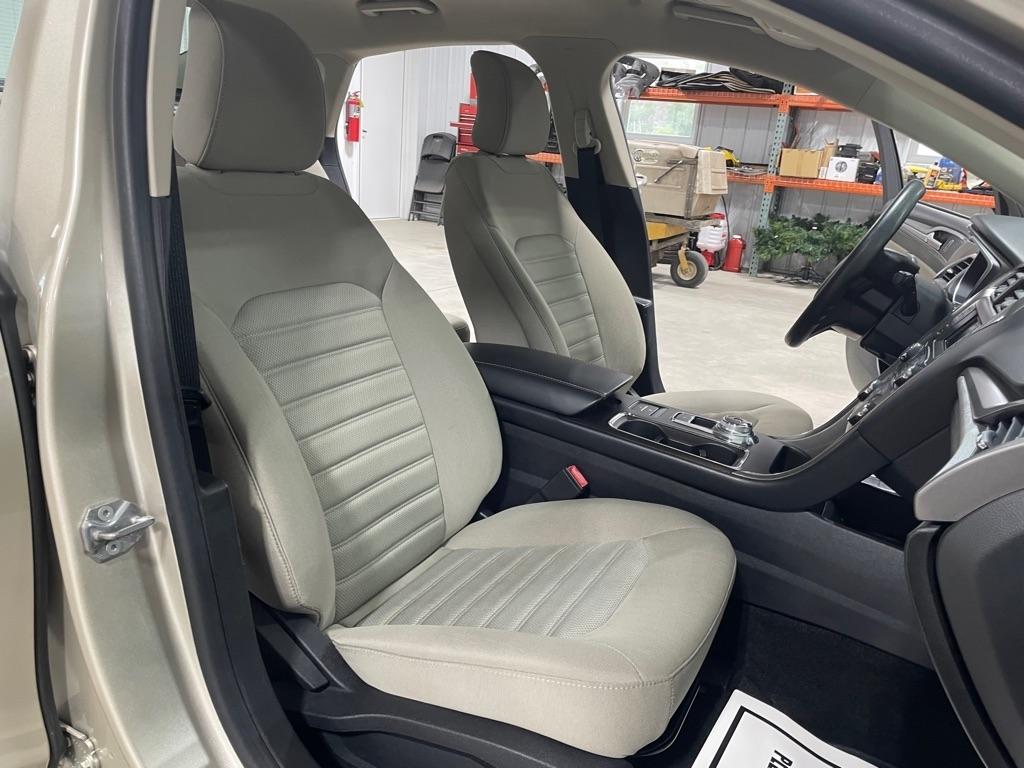 Ford Fusion Hybrid  2018
