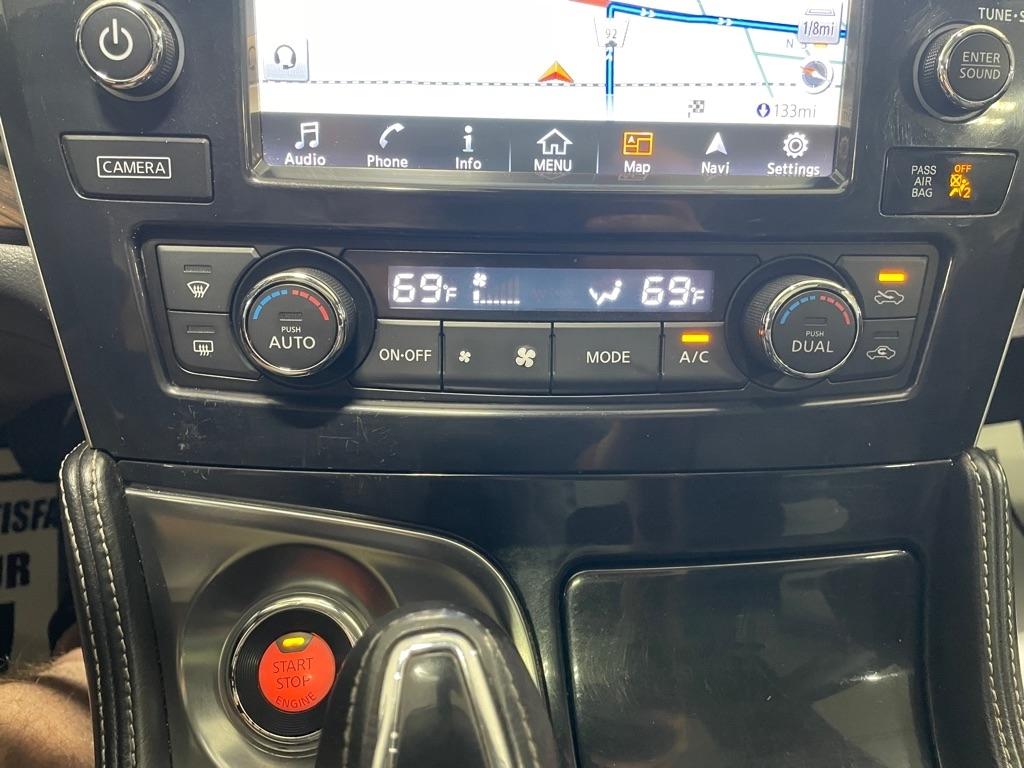 Nissan Maxima  2016