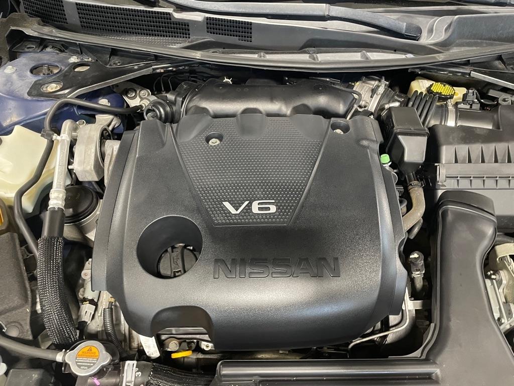 Nissan Maxima  2016