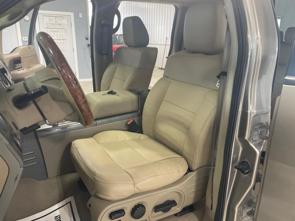 Ford F-150  2005