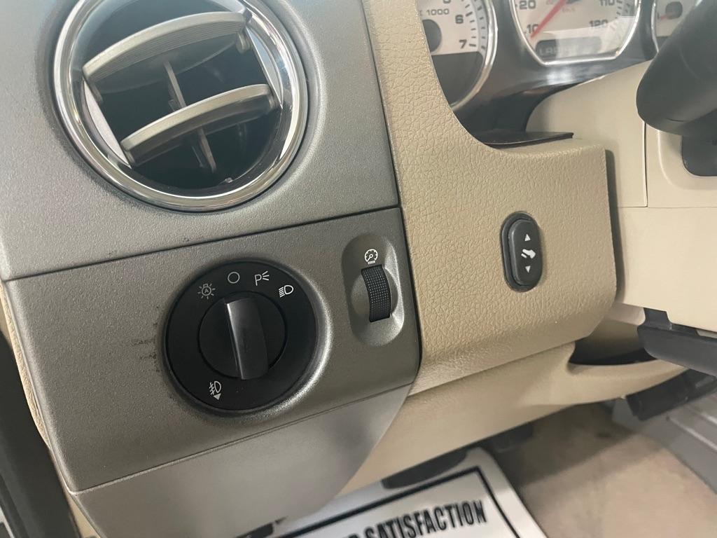Ford F-150  2005