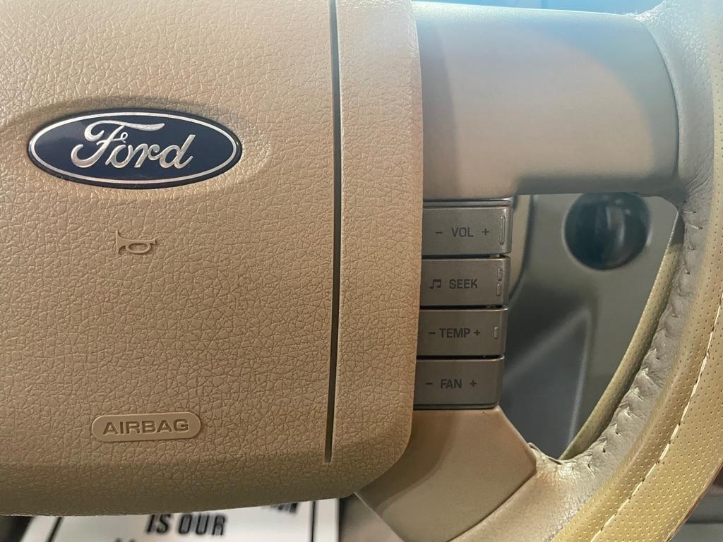 Ford F-150  2005