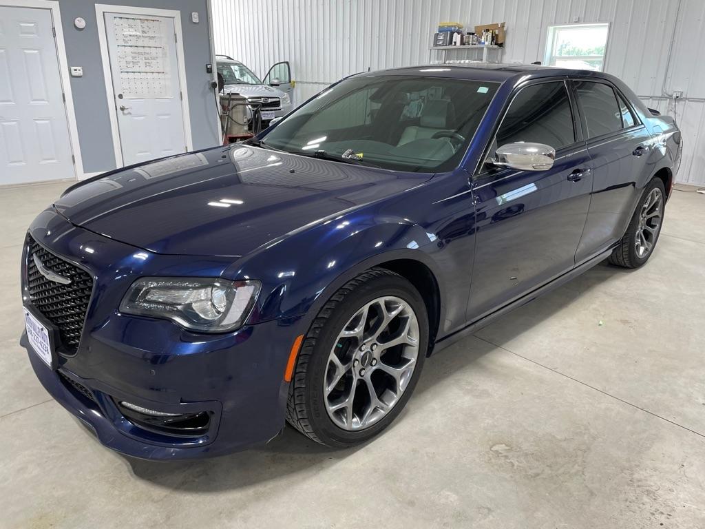 Chrysler 300  2017