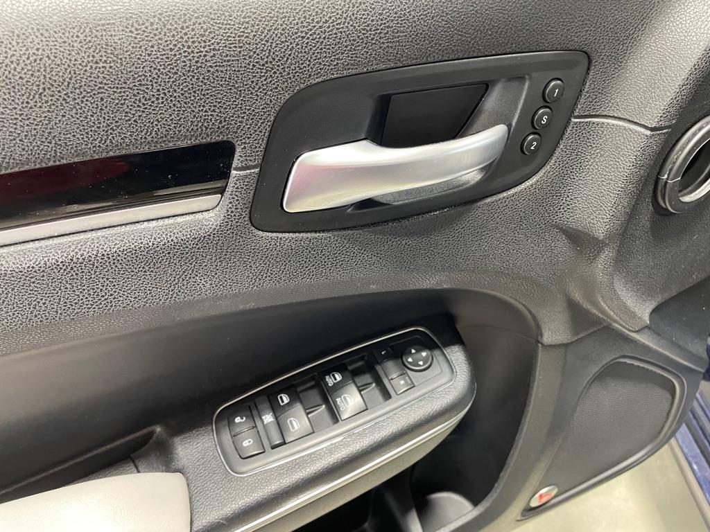 Chrysler 300  2017