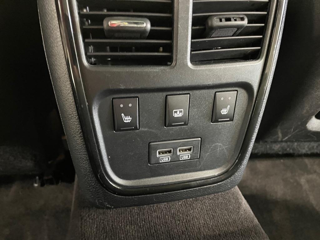 Chrysler 300  2017