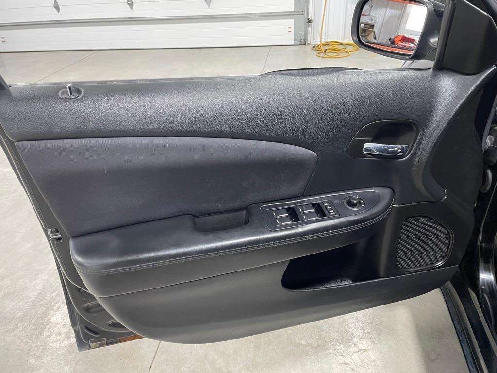 Chrysler 200  2014