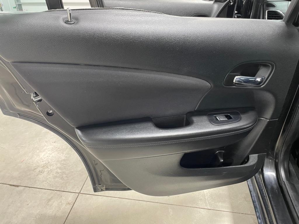 Chrysler 200  2014