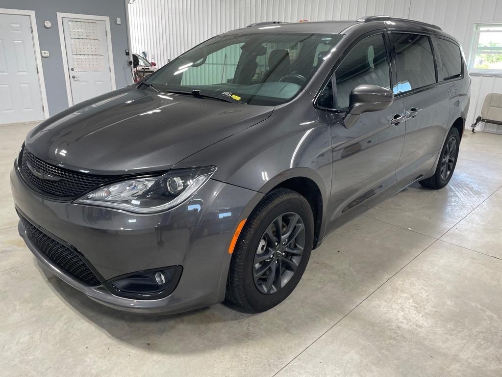 Chrysler Pacifica  2020