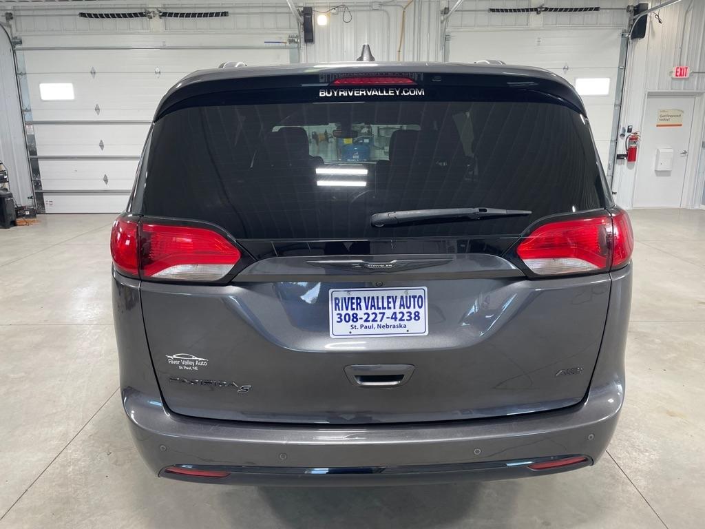 Chrysler Pacifica  2020