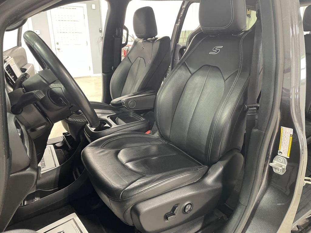 Chrysler Pacifica  2020