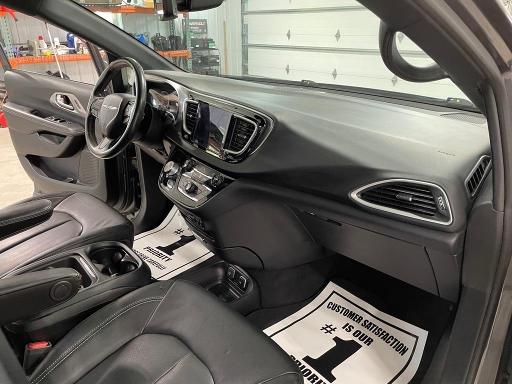 Chrysler Pacifica  2020