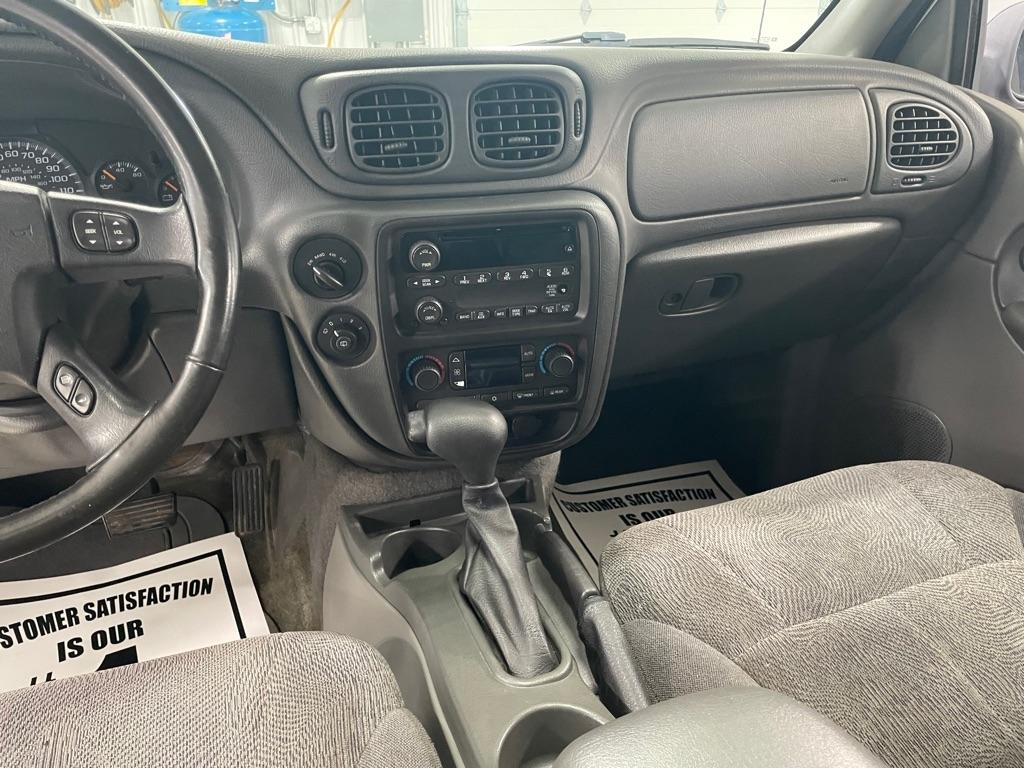 Chevrolet TrailBlazer  2004