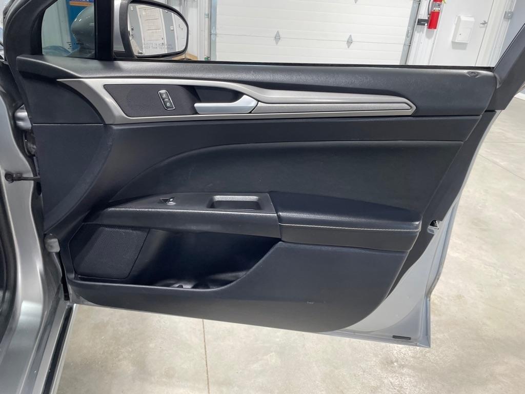 Ford Fusion  2020