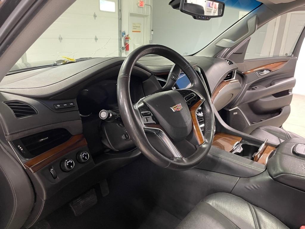 Cadillac Escalade  2016