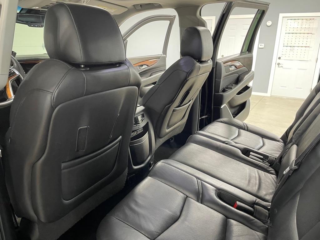 Cadillac Escalade  2016