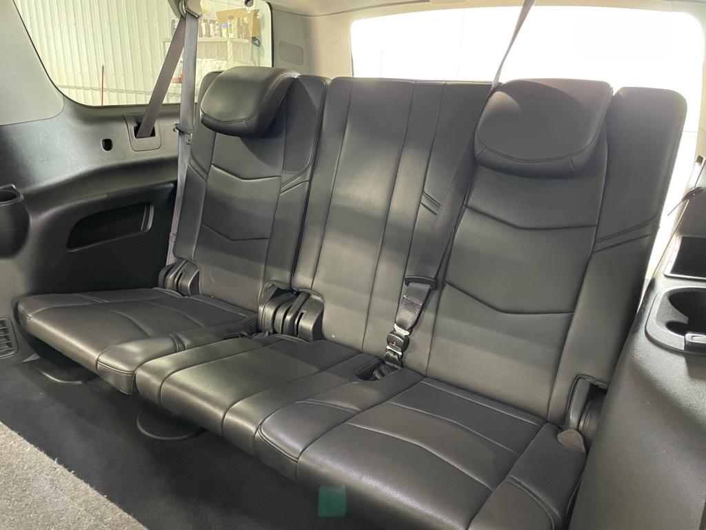Cadillac Escalade  2016