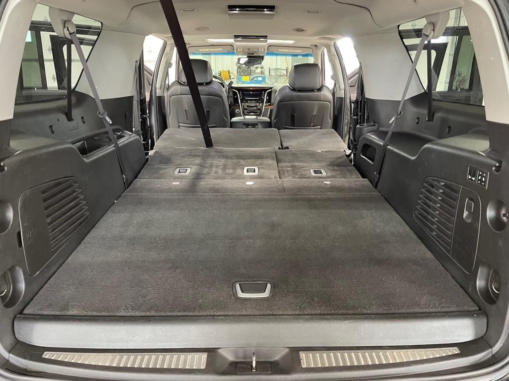 Cadillac Escalade  2016