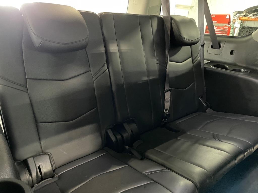 Cadillac Escalade  2016