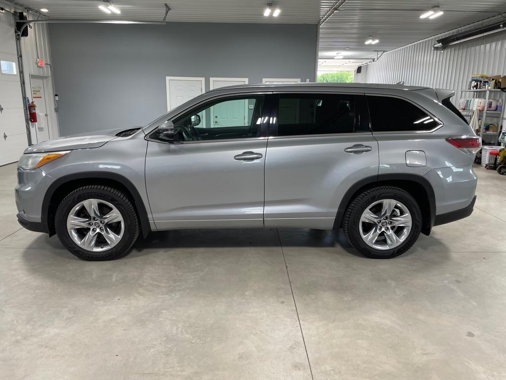Toyota Highlander  2016