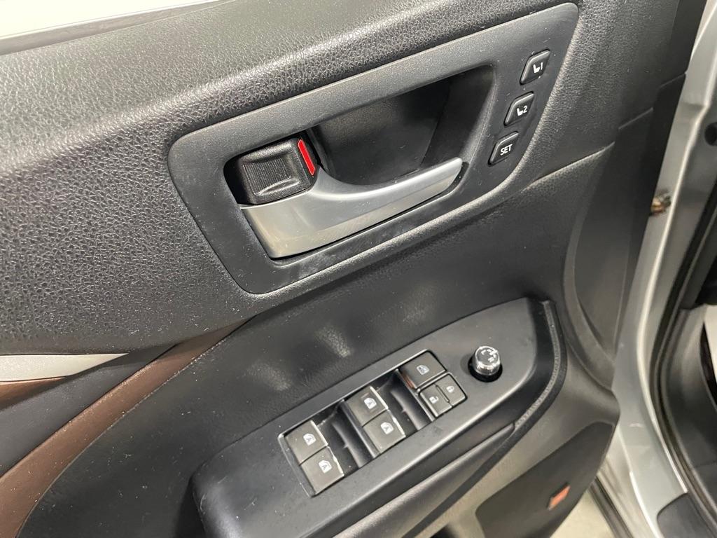 Toyota Highlander  2016
