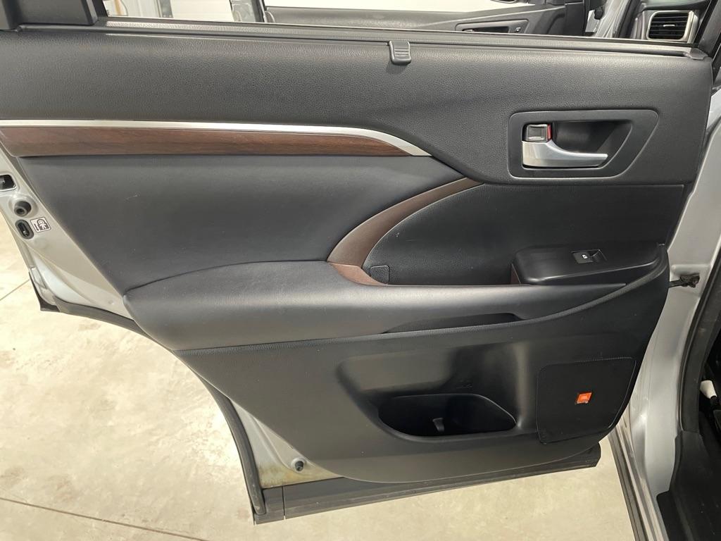 Toyota Highlander  2016