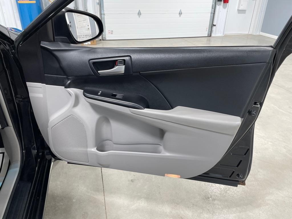 Toyota Camry  2014