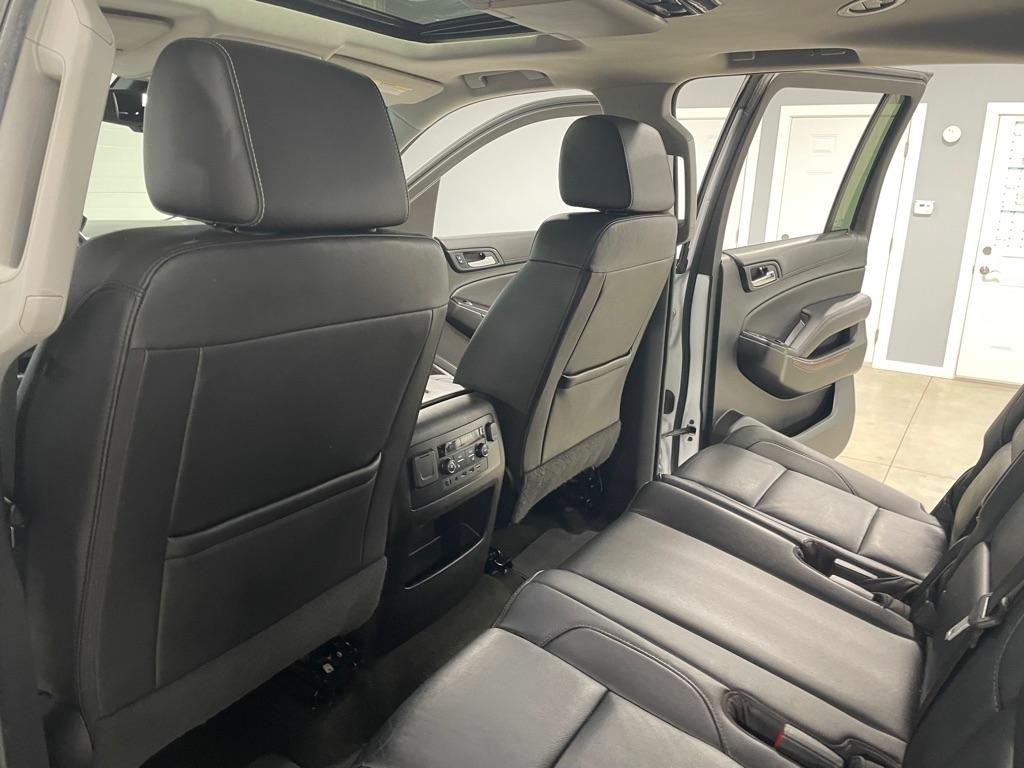 Chevrolet Suburban  2018