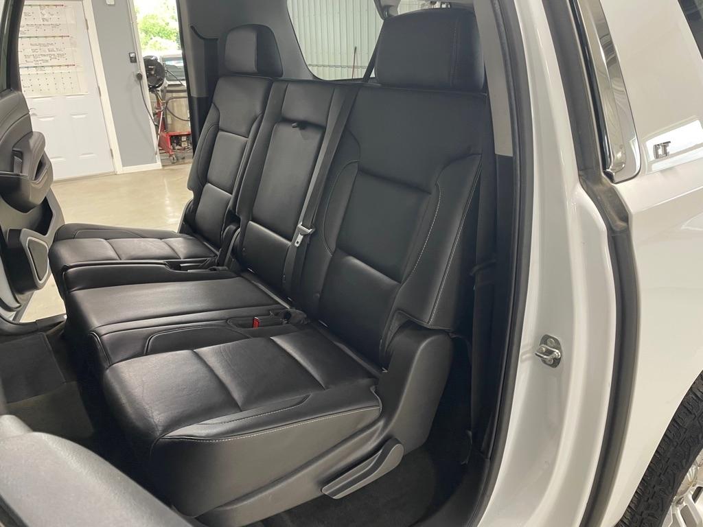 Chevrolet Suburban  2018