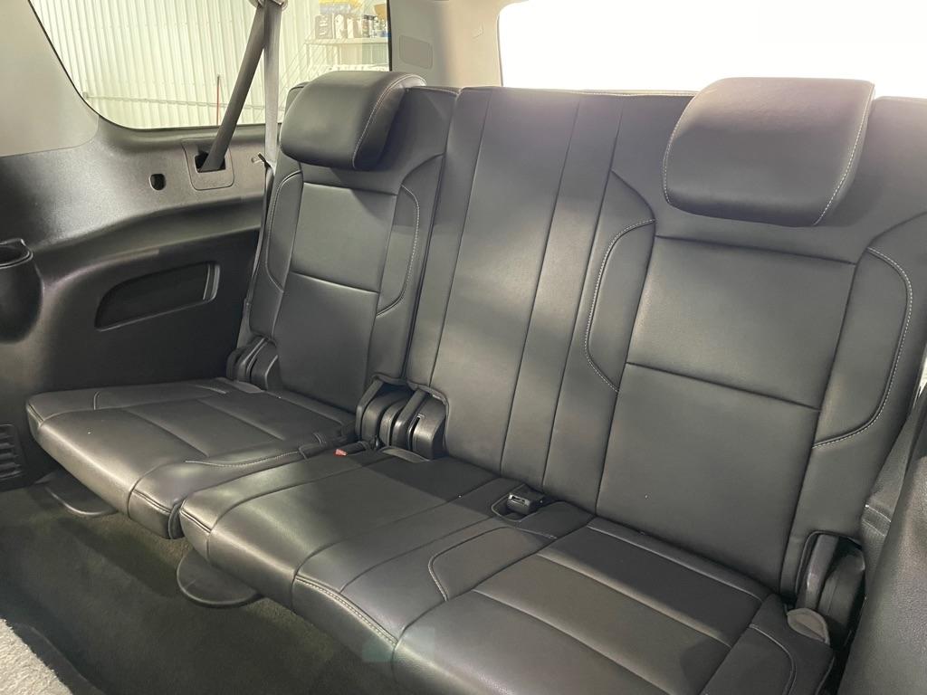 Chevrolet Suburban  2018