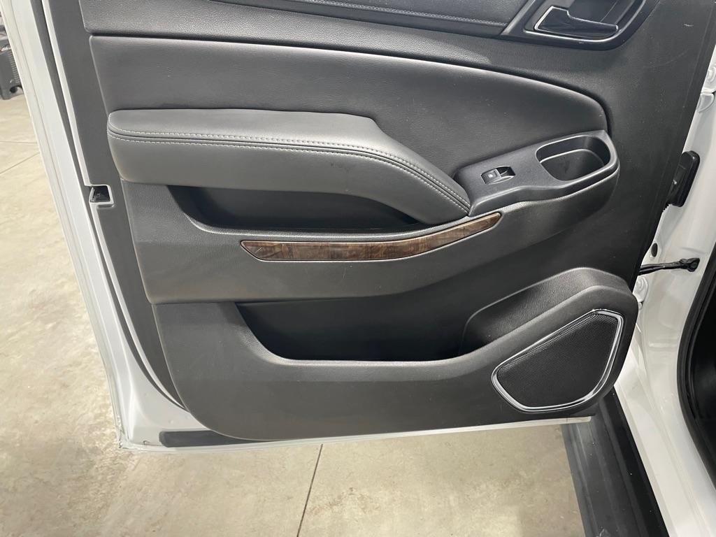 Chevrolet Suburban  2018