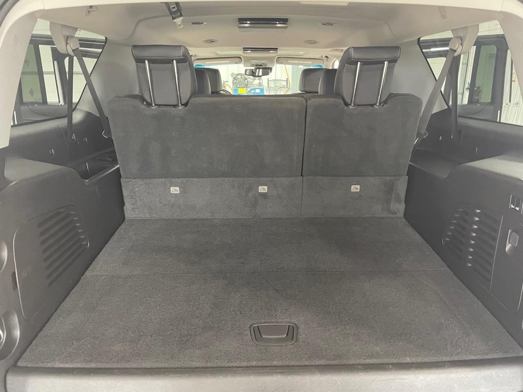 Chevrolet Suburban  2018