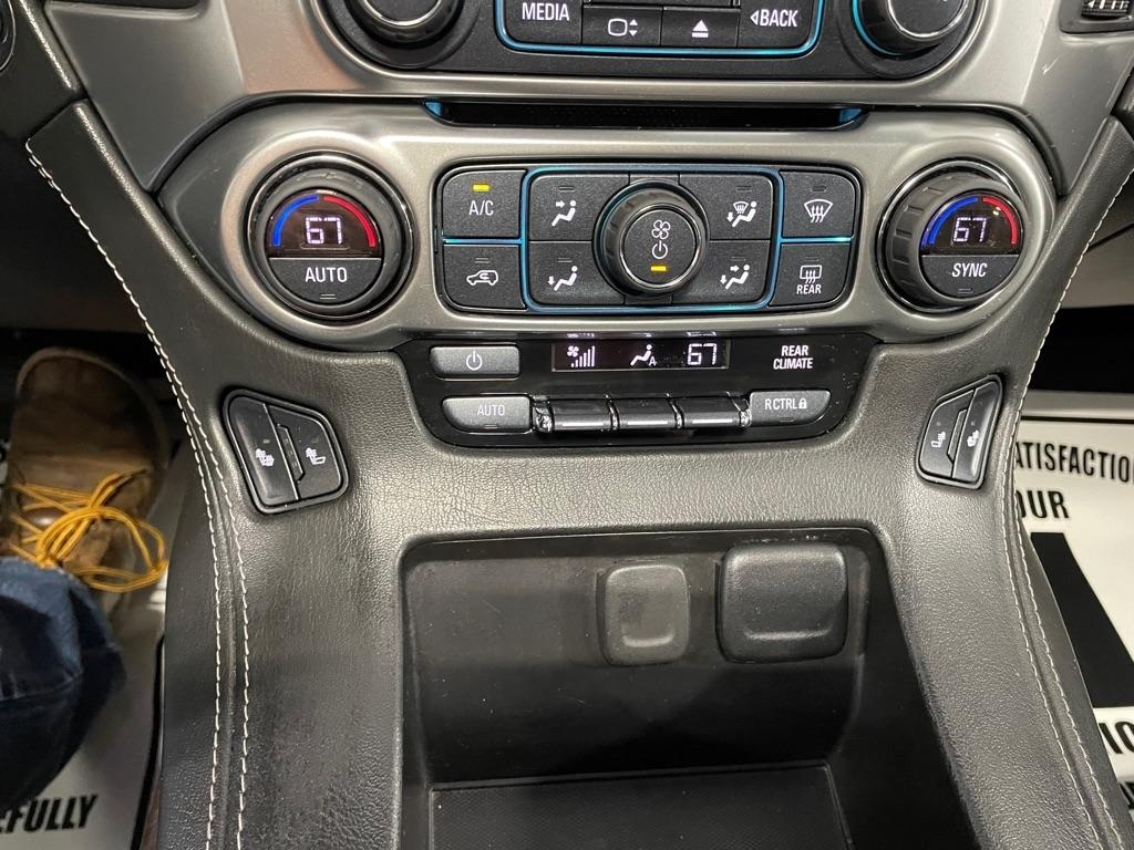 Chevrolet Suburban  2018