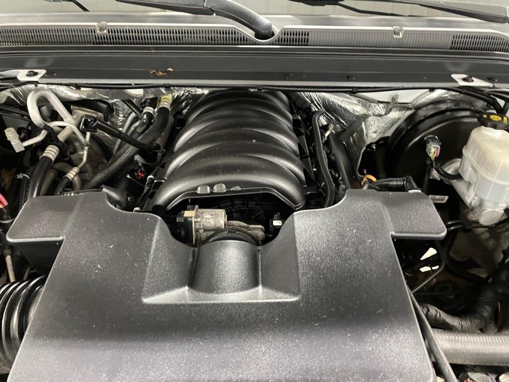 Chevrolet Suburban  2018