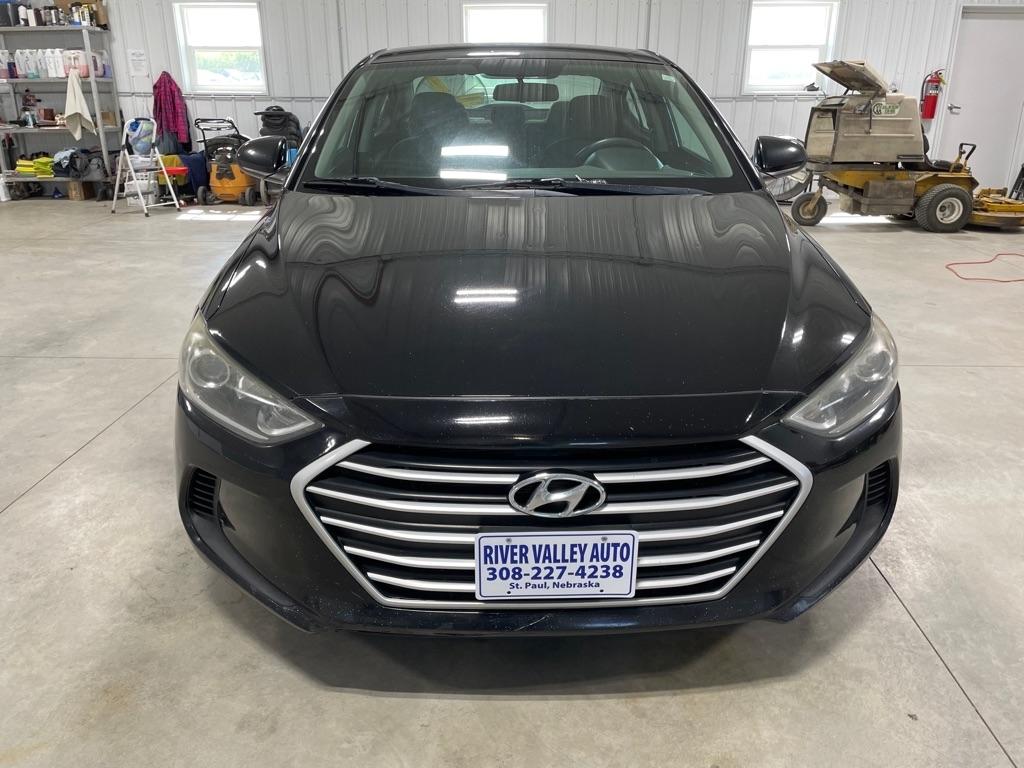 Hyundai Elantra  2017